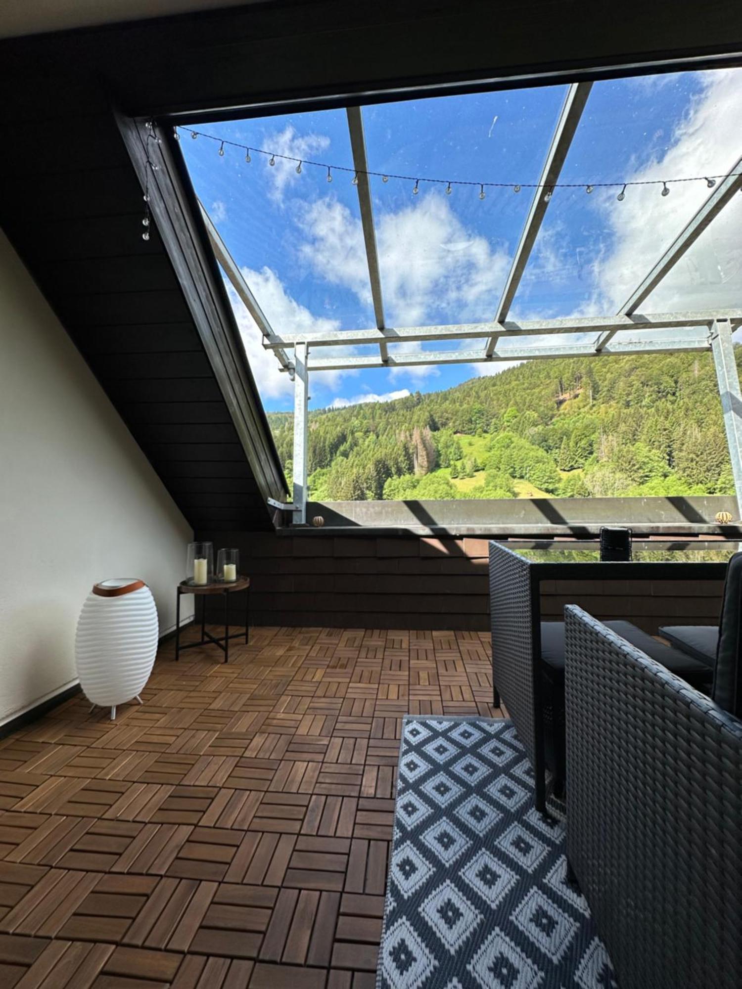 Bollenlodge - Ferienwohnung Mit Ausblick Und Top Lage Todtnau Bagian luar foto